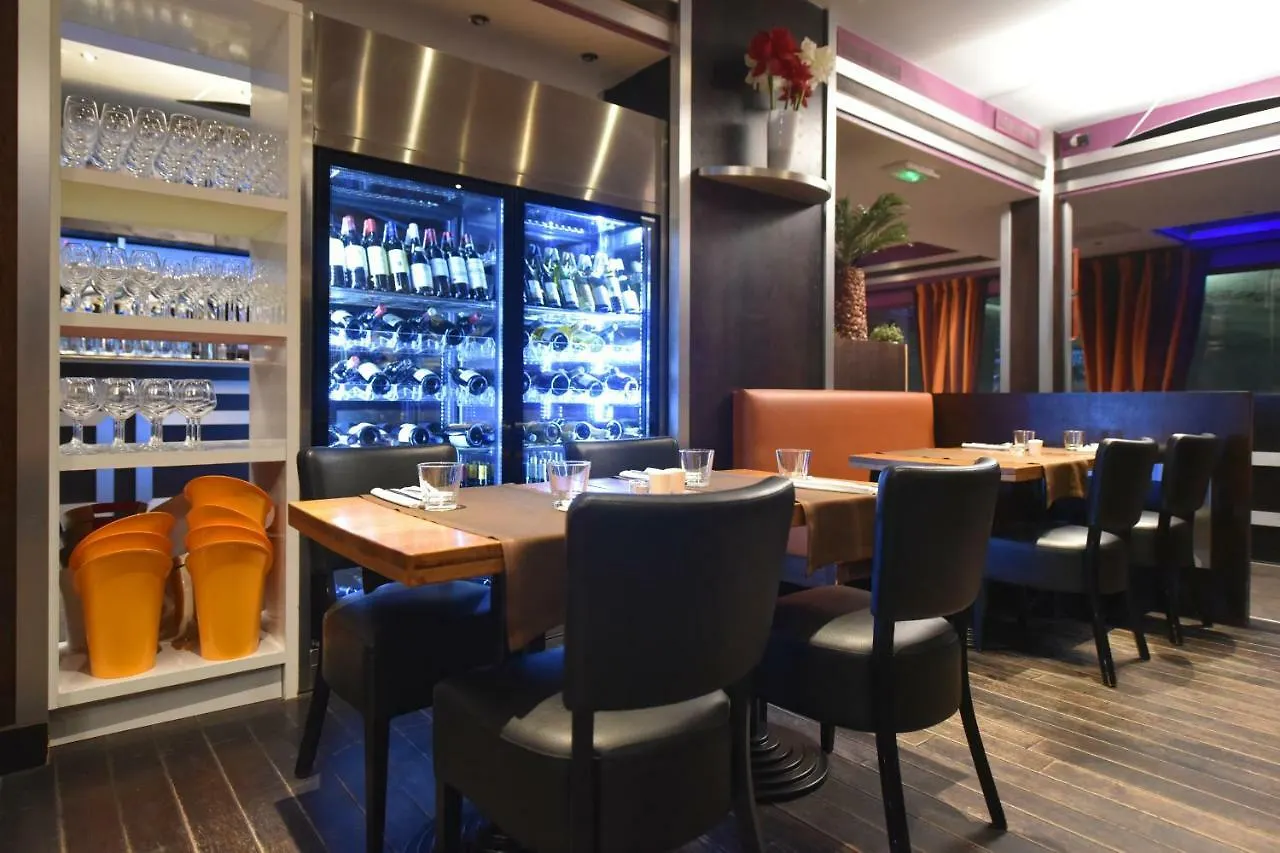 L'Isatis Chalet Hotel Saint-Martin-de-Belleville 3*,